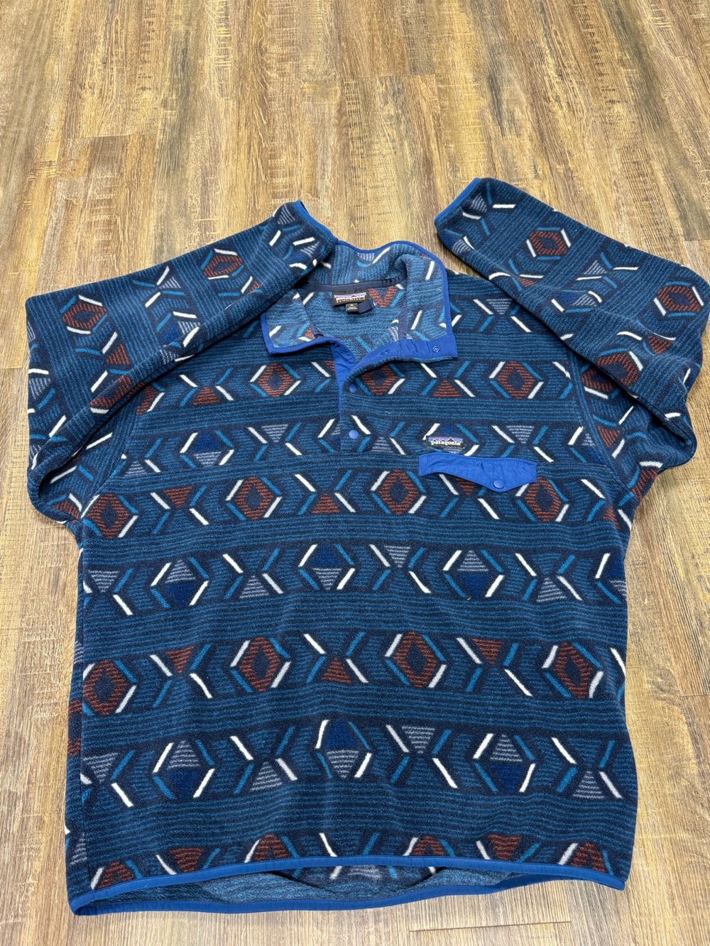 Patagonia Blue Geometric Synchilla Snap-T Fleece Pullover Aztec Tribal Hiking